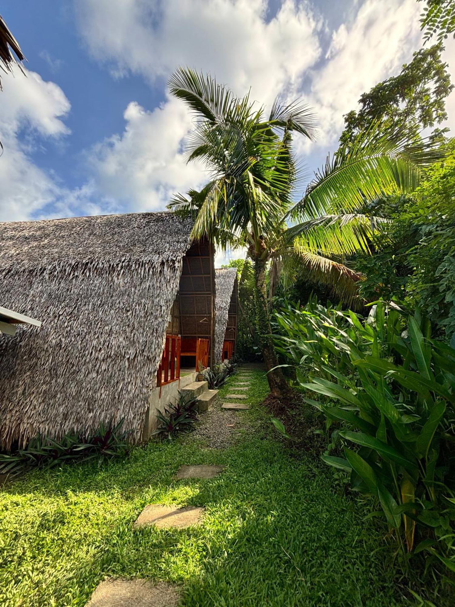 Вилла Triangle Palms Siargao Генерал-Луна Экстерьер фото