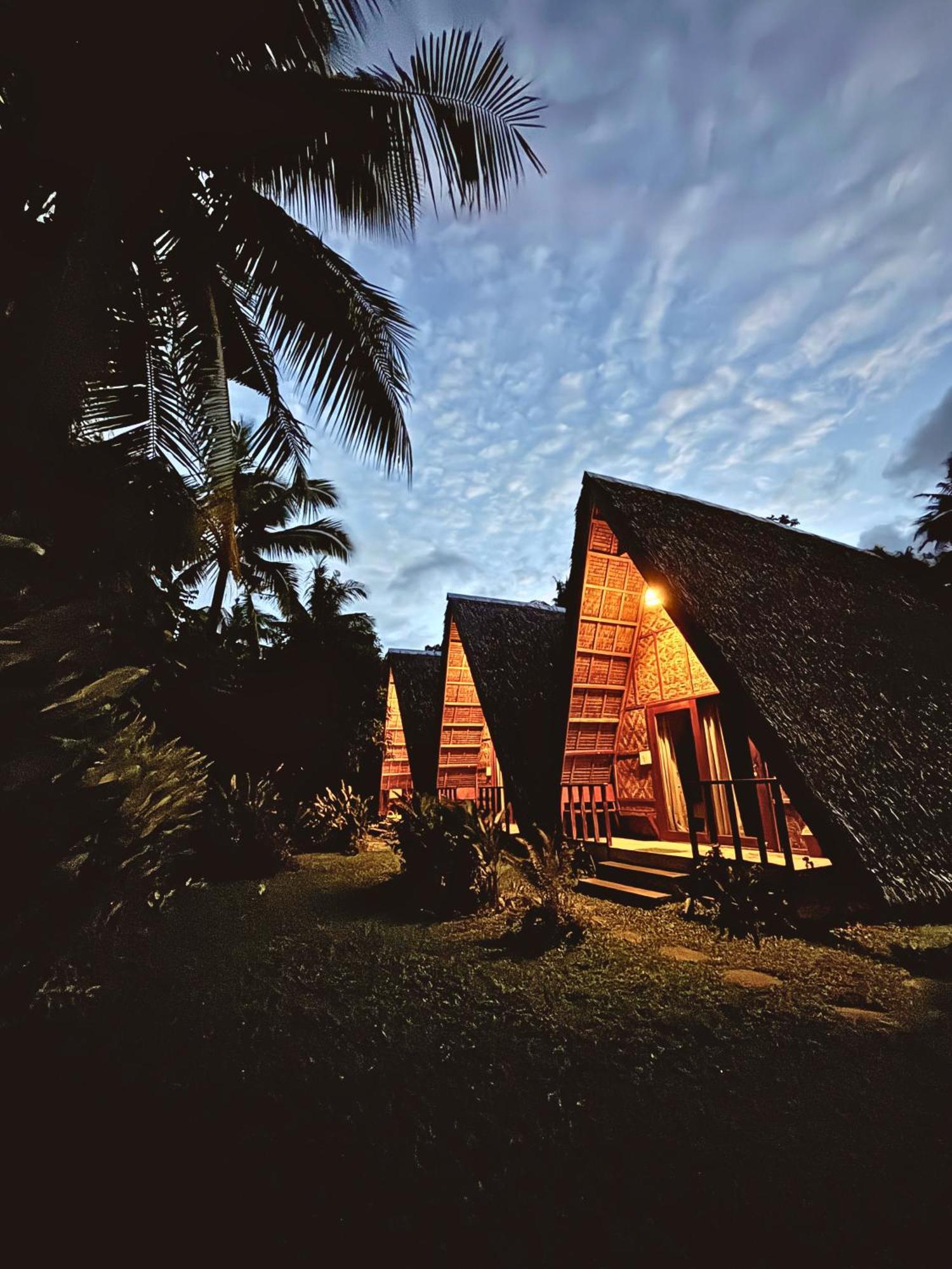Вилла Triangle Palms Siargao Генерал-Луна Экстерьер фото